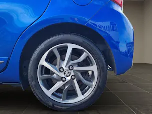 Toyota Yaris 1.5 VVT-i HSD Trend