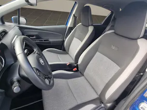 Toyota Yaris 1.5 VVT-i HSD Trend