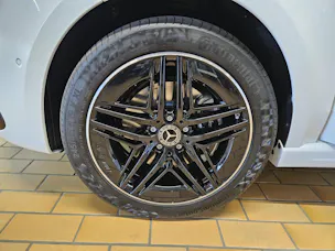 Mercedes-Benz V 300 d 4Matic Swiss Edition lang