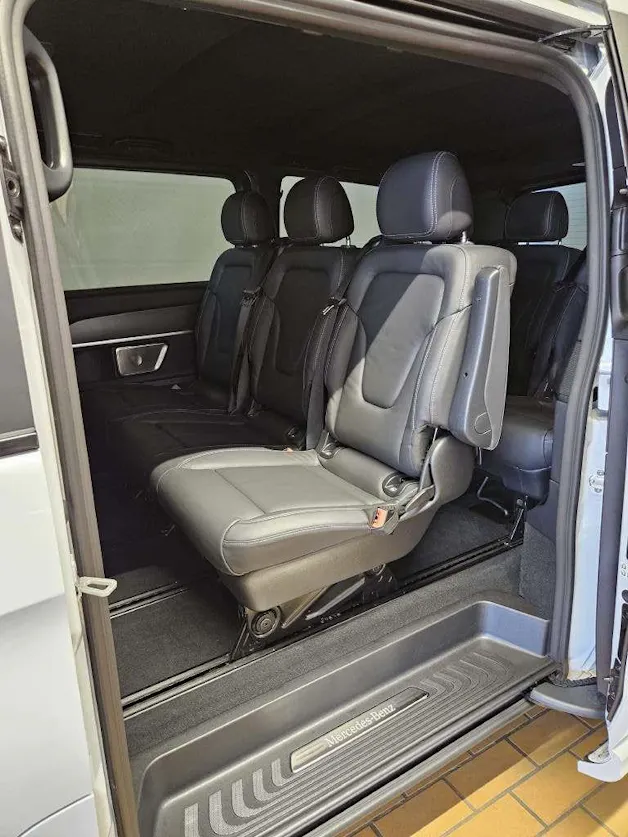 Mercedes-Benz V 300 d 4Matic Swiss Edition lang