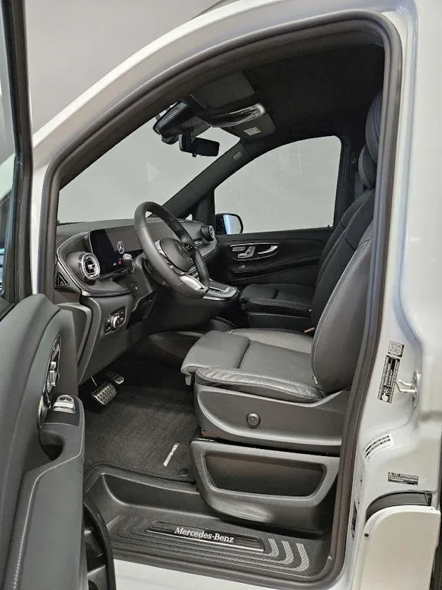 Mercedes-Benz V 300 d 4Matic Swiss Edition lang