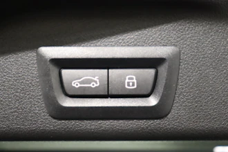 https://vehicle.imgix.net/4292330/658b8472-f316-4910-b6da-f2c7f7a44f41.JPG