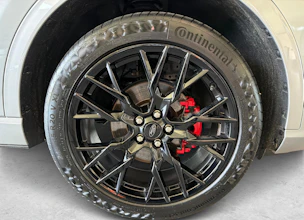 https://vehicle.imgix.net/4292352/e5610a64-7290-42a2-9c5e-7030b82e35f6.jpg