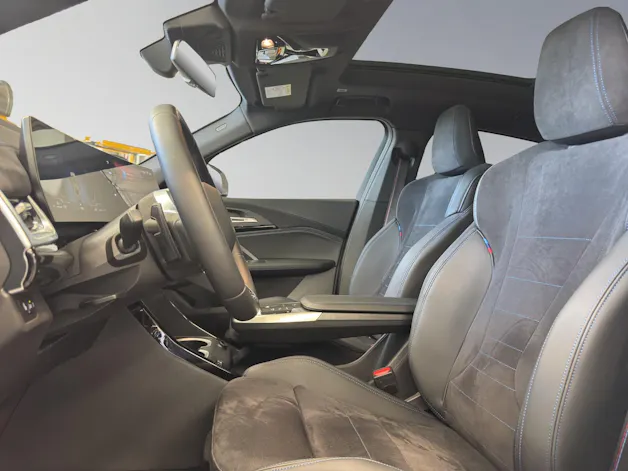 BMW X2 20d xDrive paddles