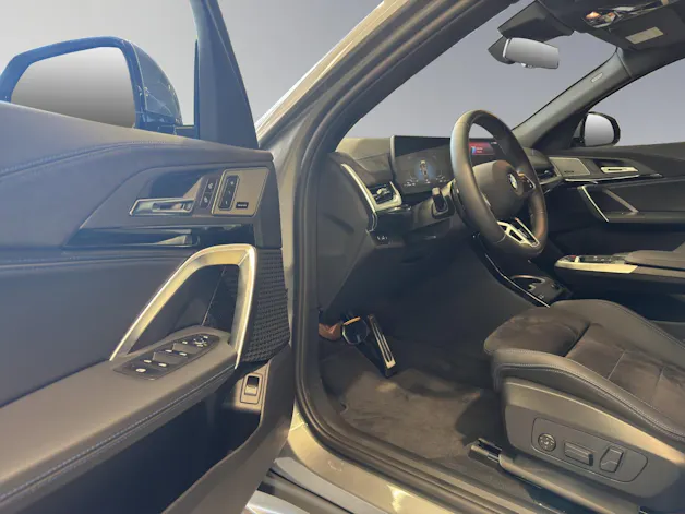 BMW X2 20d xDrive paddles