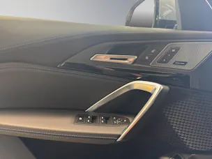 BMW X2 20d xDrive paddles