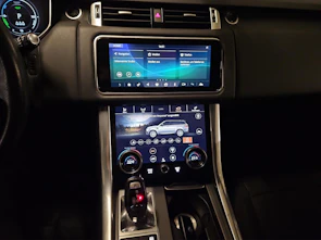 image du véhicule LAND ROVER Range Rover Sport 2.0 P400e SE (Plug-in Hybrid)