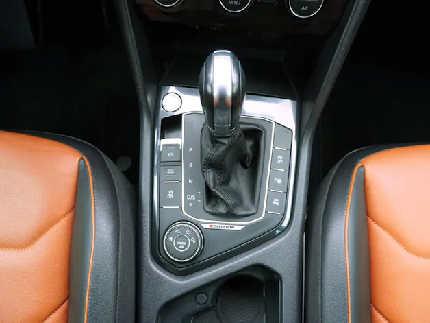 VW Tiguan 2.0 TDI DSG R-Line 4Motion