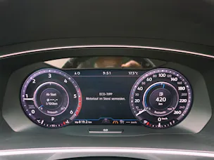 VW Tiguan 2.0 TDI DSG R-Line 4Motion
