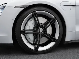 Porsche Taycan 4S