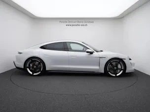 Porsche Taycan 4S