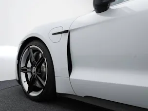 Porsche Taycan 4S