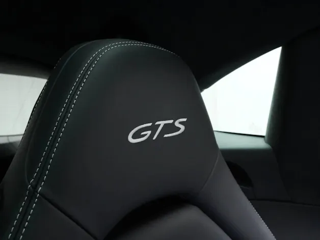 Porsche Panamera GTS Sport Turismo