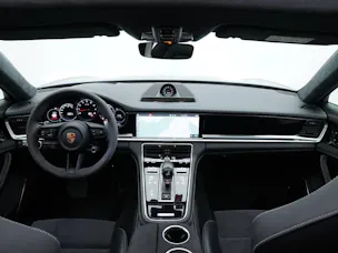 Porsche Panamera GTS Sport Turismo