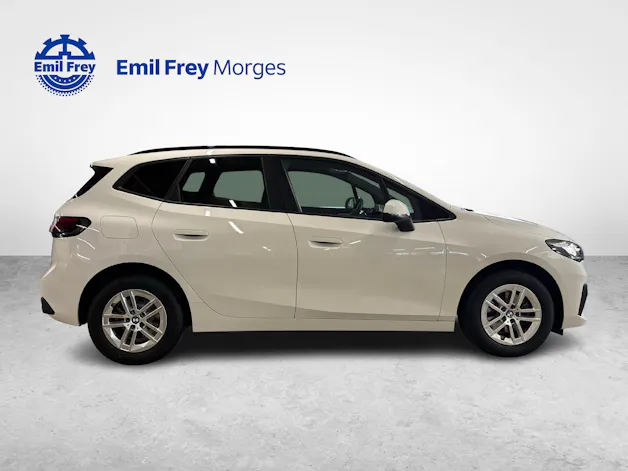 BMW 225e xDrive paddles Active Tourer