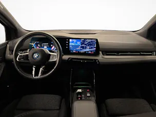 BMW 225e xDrive paddles Active Tourer