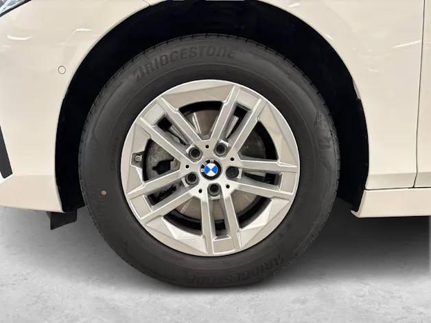 BMW 225e xDrive paddles Active Tourer