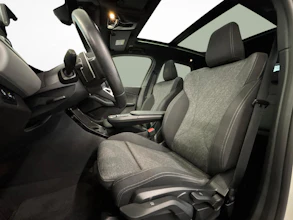 https://vehicle.imgix.net/4292525/c57cd804-d78b-4a5f-8784-24a8eb4ca2e9.jpg