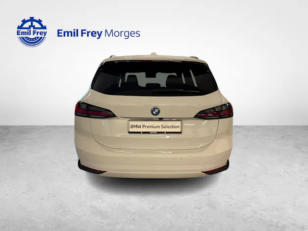 BMW 225e xDrive paddles Active Tourer