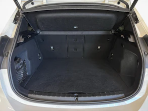 https://vehicle.imgix.net/4292525/e574a9ec-4cc0-493d-b0e8-e5ffb6801406.jpg