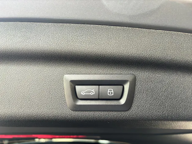 BMW 225e xDrive paddles Active Tourer