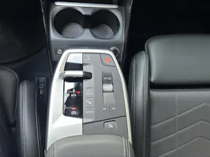 BMW 225e xDrive paddles Active Tourer