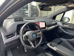 BMW 225e xDrive paddles Active Tourer