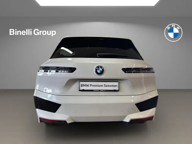 BMW iX xDrive50