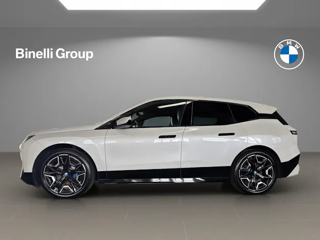 BMW iX xDrive50
