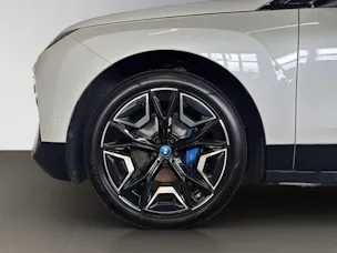 BMW iX xDrive50