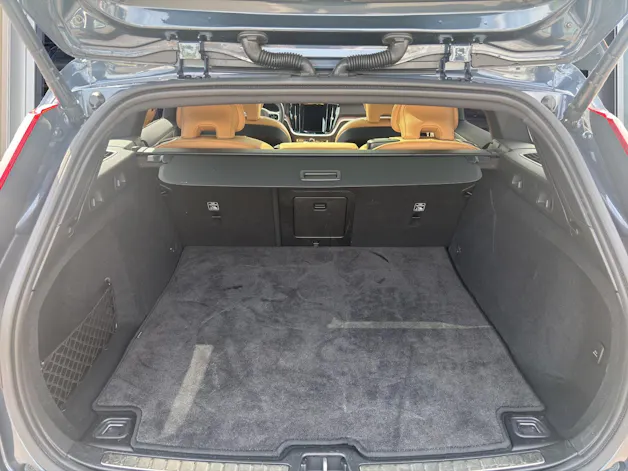 Volvo V60 2.0 T8 TE Ultimate Dark eAWD