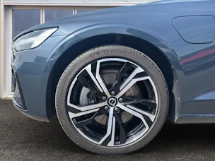 Volvo V60 2.0 T8 TE Ultimate Dark eAWD