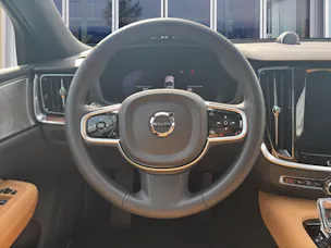Volvo V60 2.0 T8 TE Ultimate Dark eAWD