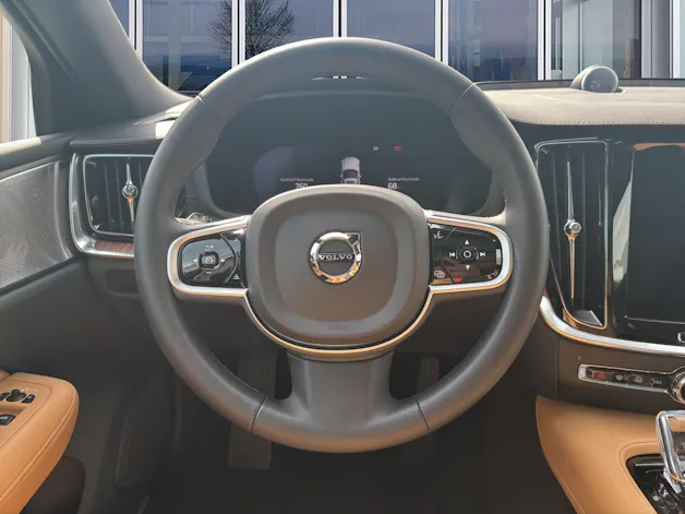 Volvo V60 2.0 T8 TE Ultimate Dark eAWD
