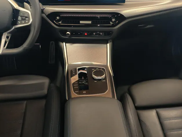 BMW 320d xDrive SAG Touring