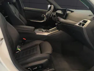 BMW 320d xDrive SAG Touring
