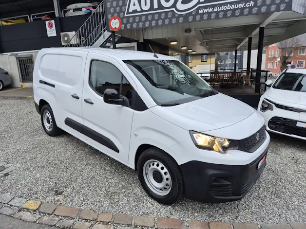 Peugeot e-Partner Kaw. 800 Long 50 kWh Premium