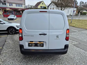 Peugeot e-Partner Kaw. 800 Long 50 kWh Premium