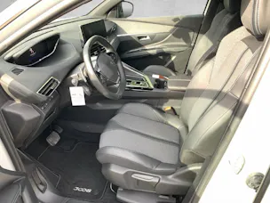 Peugeot 3008 1.6 Plug-in Hybrid Allure Pack