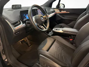 BMW 225e xDrive paddles Active Tourer