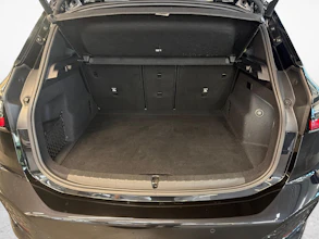 https://vehicle.imgix.net/4292619/5c0ae34f-5a65-497e-bca6-1939feef0bb1.jpg