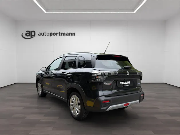 Suzuki S-Cross 1.4 T Sakura Hybrid 4x4
