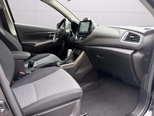 Suzuki S-Cross 1.4 T Sakura Hybrid 4x4