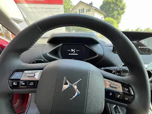 DS Automobiles 3 Crossback 1.2 Hybrid Diva