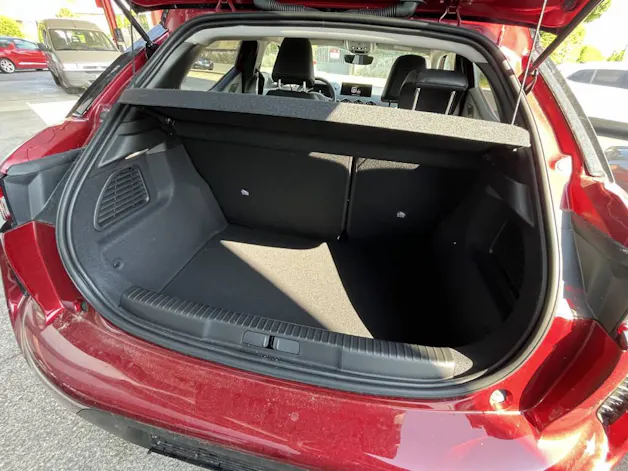 DS Automobiles 3 Crossback 1.2 Hybrid Diva