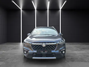 Suzuki S-Cross 1.5 Compact Top Hybrid 4x4