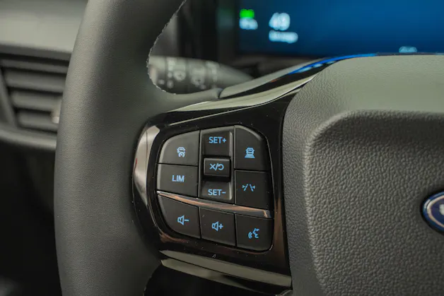 Ford E-Tourneo Courier Active