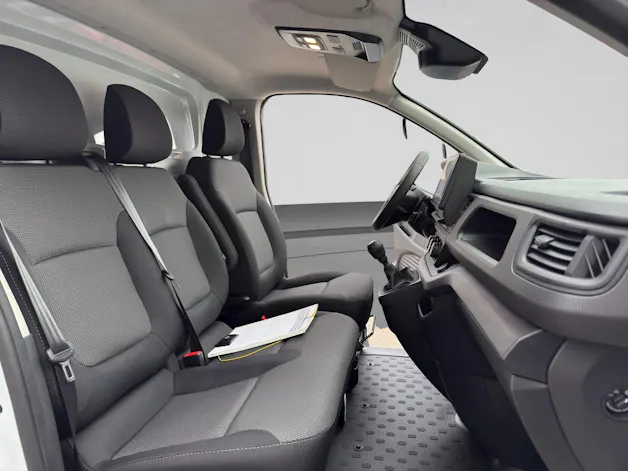 Renault Trafic 2.0 Blue dCi 130 Advance L2H1 EN
