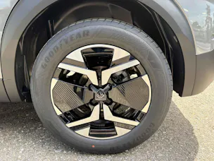 Peugeot 2008 1.2 145 MHEV GT