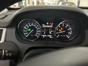 Land Rover Discovery Sport 2.0 Si4 HSE Luxury AT9